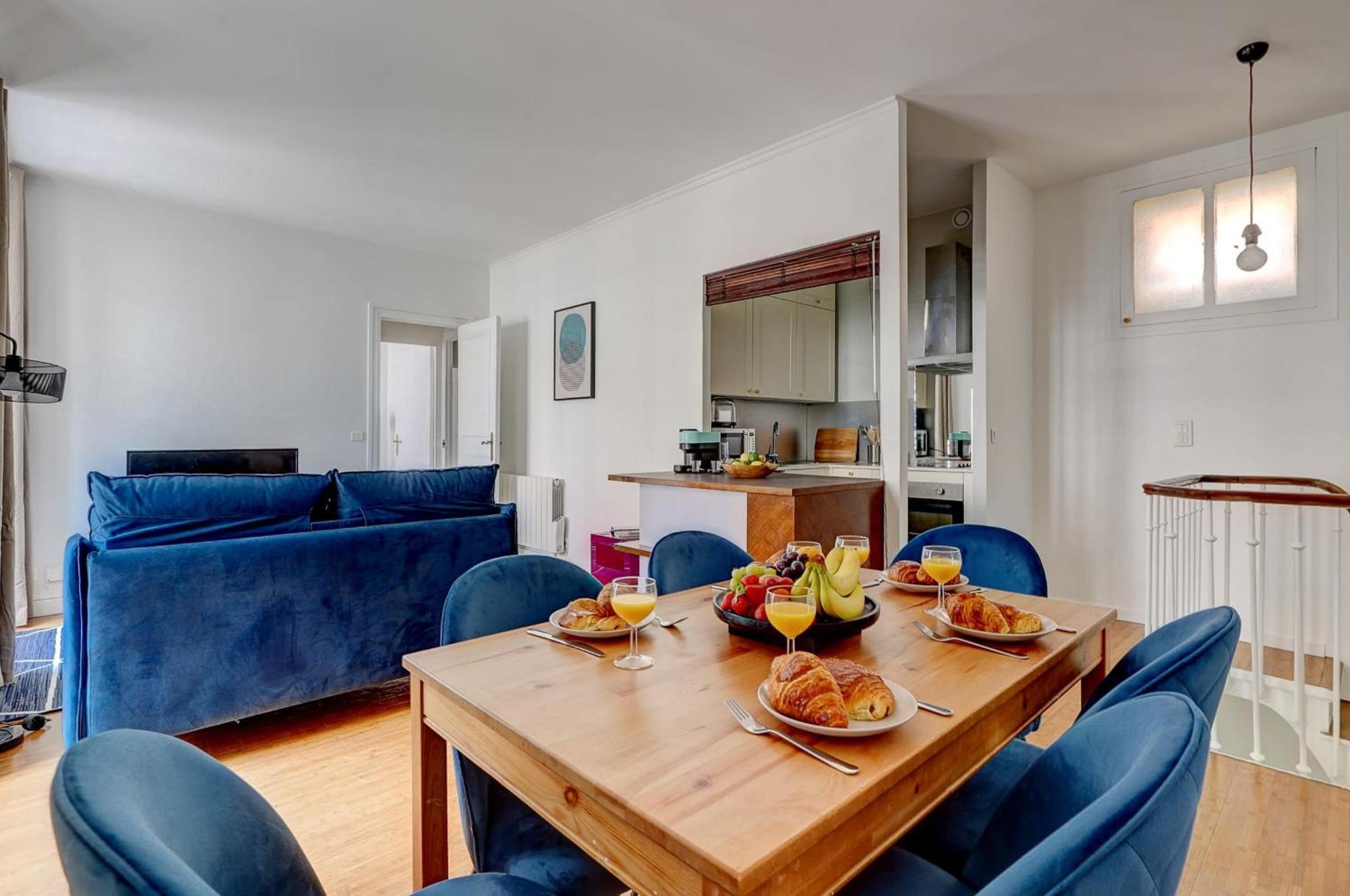 Champs-Elysees - 2Br With Balcony - Cityapartmentstay 파리 외부 사진